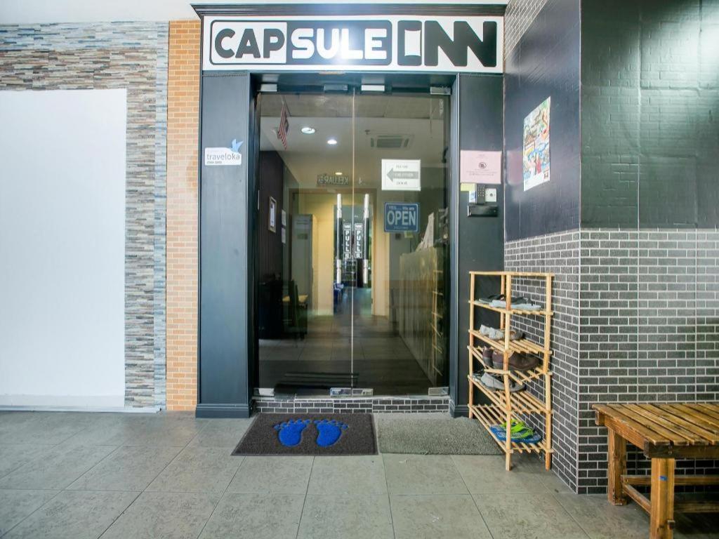 SPOT ON 89726 Capsule Inn Kota Kinabalu Exterior foto