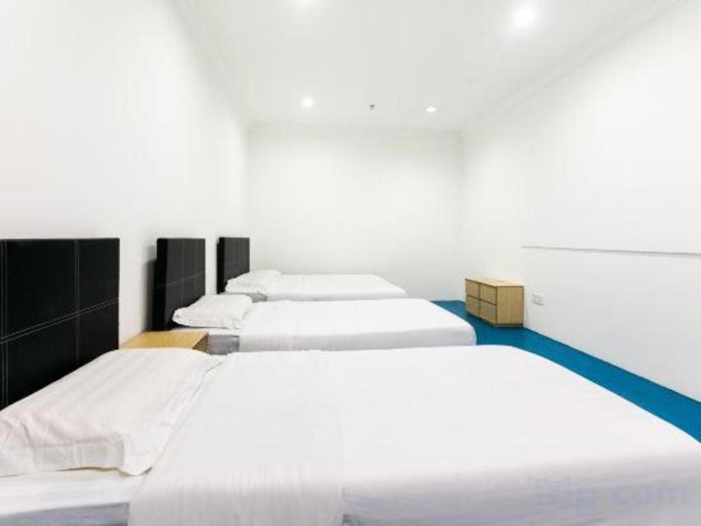 SPOT ON 89726 Capsule Inn Kota Kinabalu Exterior foto